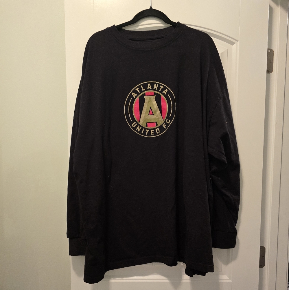 Atlanta United Men's 4XL Long Sleeve Tshirt